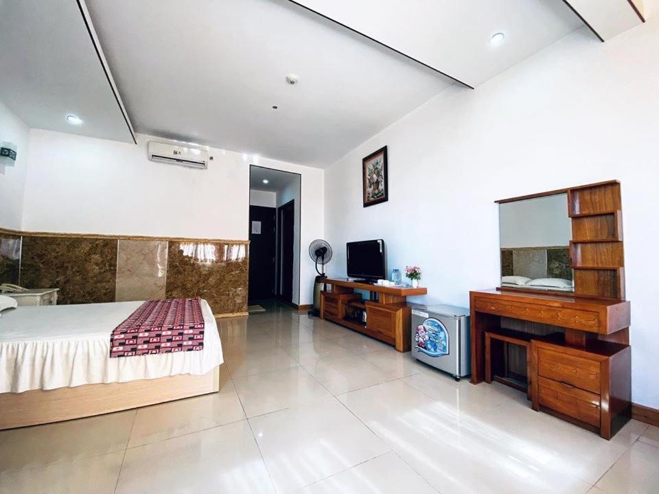 Khach San Son Thinh Hotel Vung Tau Buitenkant foto